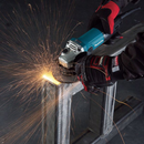 KIT MAKITA ORIGINAL: BERBEQUIM SEM FIO + REBARBADORA DE ALTO IMPACTO + 26 ACESSÓRIOS + 2 BATERIAS PROMOÇÃO DE FECHO DE LOJA - ENVIO GRÁTIS EM 24H